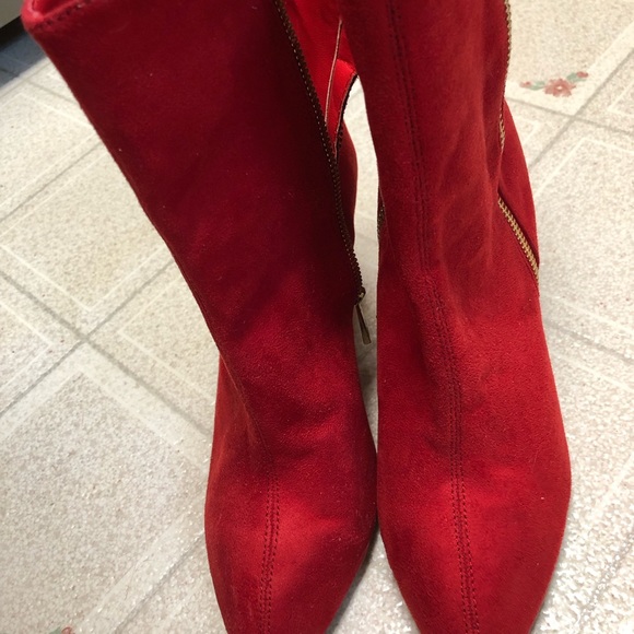 Like 🆕Bellini red suede feel Sz8M Claudia style 3 inch heel 8 inch boot length - Picture 15 of 17